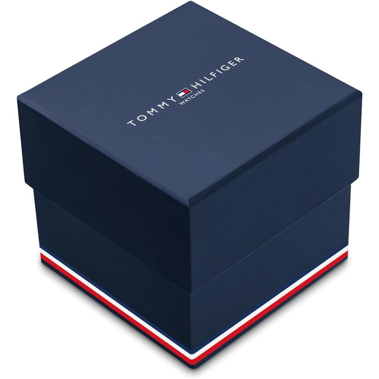 caja original incluida con el reloj Tommy Hilfiger Quinn 1782414 en color azul marino con logotipo en la tapa y detalle tricolor en la base