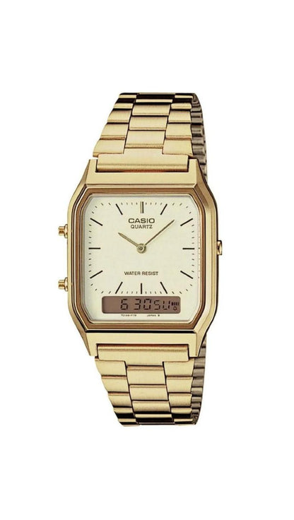 Reloj Casio AQ-230GA-9D dorado con esfera analógica clara, subpantalla digital inferior y brazalete metálico en tono oro