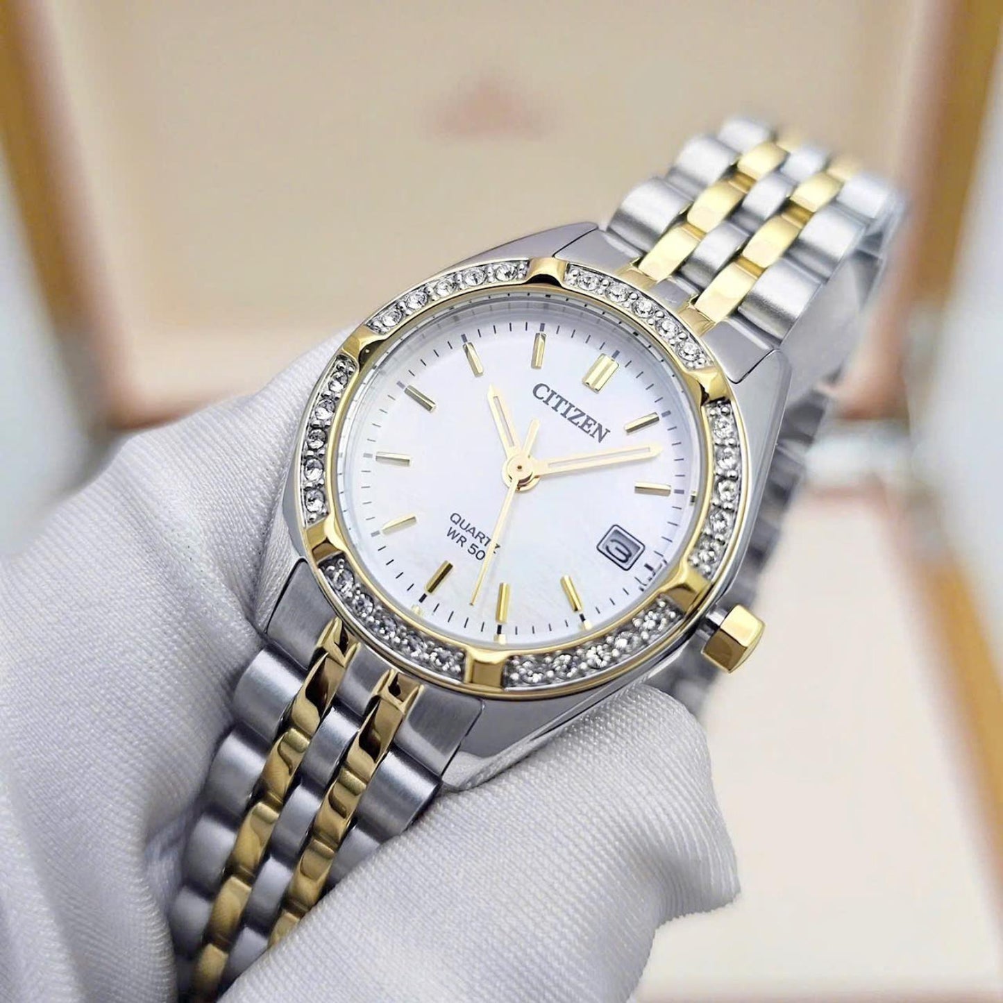 citizen-eu6064-54d-mother-of-pearl-two-tone-diamond-lifestyle