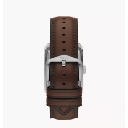 Reloj Fossil Carraway FS6012 con correa de piel marrón y hebilla metálica, vista trasera de la correa