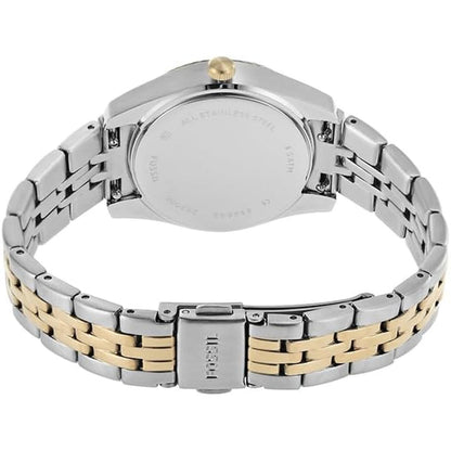 reloj Fossil Scarlette ES4949 visto por la parte trasera, con caja de acero inoxidable y brazalete metálico bicolor con cierre desplegable grabado