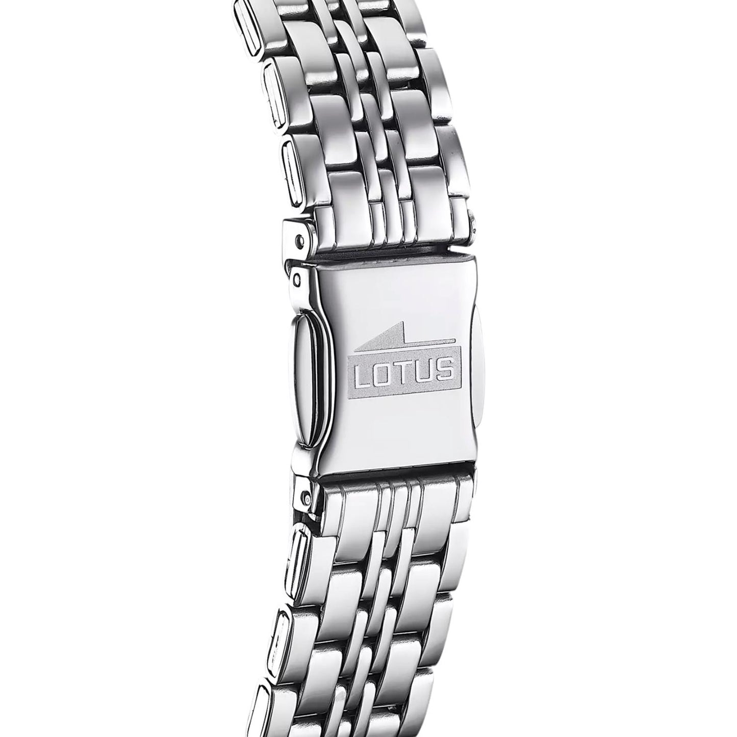 Detalle del brazalete de acero plateado del reloj Lotus 15884/1 con eslabones pulidos y cierre desplegable grabado con el logotipo Lotus.