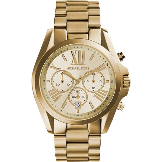 Vista frontal del reloj Michael Kors Bradshaw MK5605 dorado con cronógrafo, esfera dorada y brazalete de acero inoxidable.