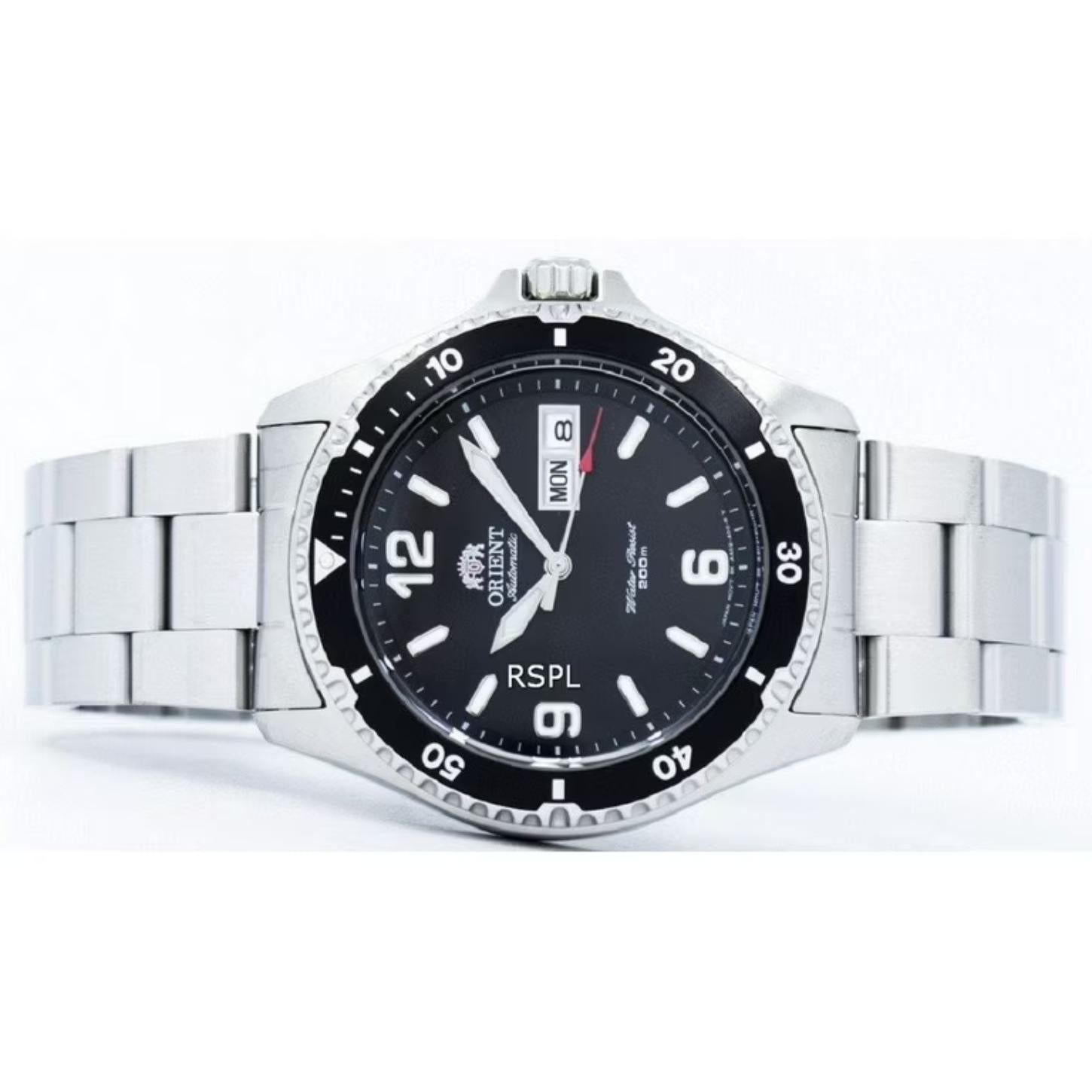 Orient Mako II FAA02001B9 automatic dive watch with black dial, black rotating bezel, and stainless steel bracelet displayed in a horizontal position.