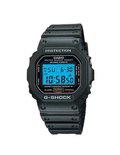 Reloj Casio G-Shock negro digital con pantalla iluminada y correa de resina, vista frontal