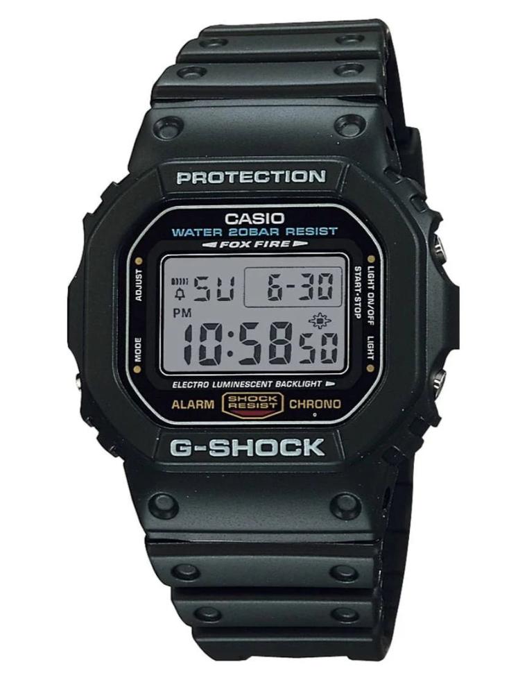 Reloj Casio G-Shock negro digital con correa de resina, vista frontal